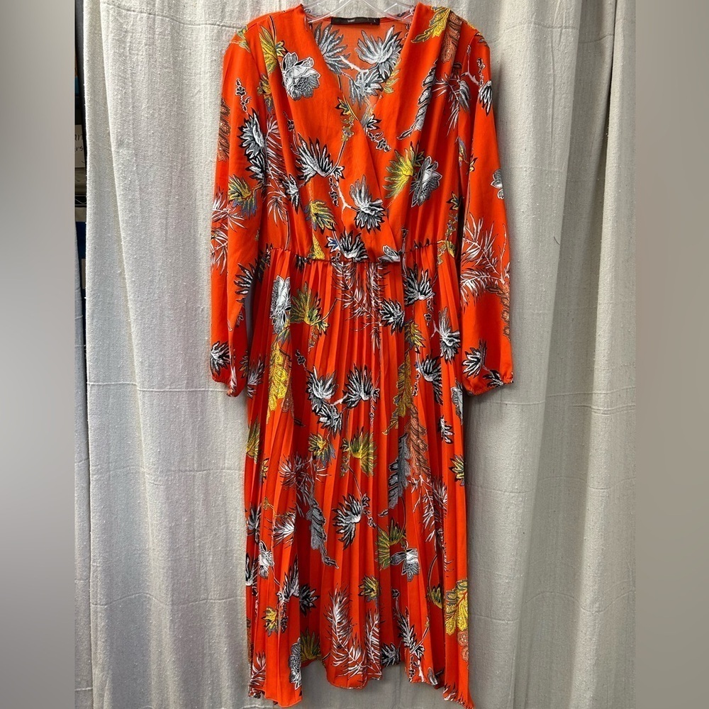 Anthropologie /Hazel /Sz LG /Long Sleeve A-Line with pleated skirt / size L